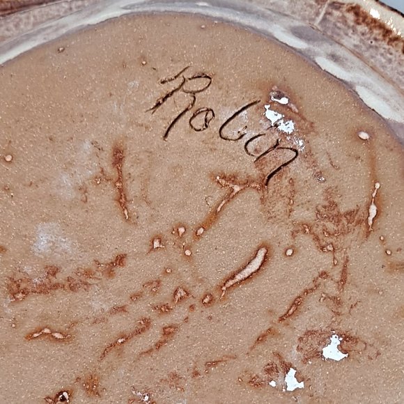 Pottery Bowl Serving Dish with Embossed Corners Signed - Picture 7 of 8